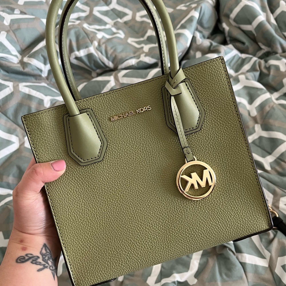 Michael Kors Mercer Sage bag